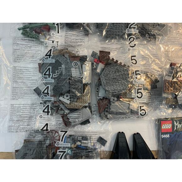 Lego Monster Fighters 9468 Vampyre Castle New NO Box 100% Complete Sealed Packs - Picture 8 of 16